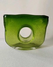 Splendido vaso verde in vetro