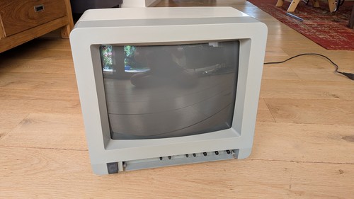 Thomson 36512 monitor - cm, a