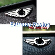 2 LOGHI ADESIVI METALLICI