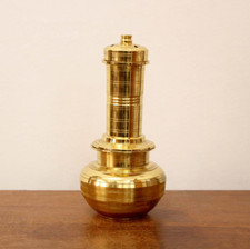 Puttukudam antico puttu maker