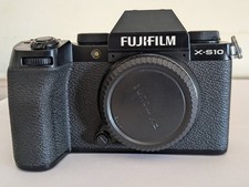 Fujifilm X-S10 – Fotocamera Mirrorless 26.1 MP – Stabilizzatore IBIS  