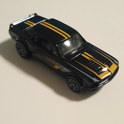 Hot wheels mattel - hot,