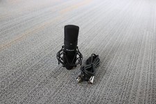 M-Audio Nova Black Large
