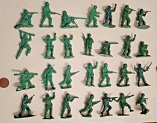 Soldatini plastica 1:32 figurini tipo Airfix come da foto Lotto 2