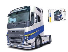 Italeri VOLVO FH16 MEDIUM ROOF