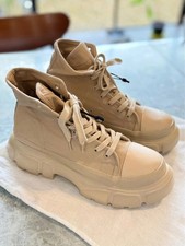 Stivali Zara nuovi con