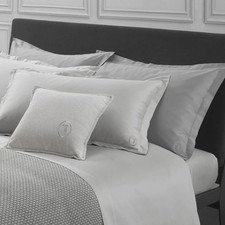 Logo Line - completo lenzuola Trussardi Home in raso di puro cotone