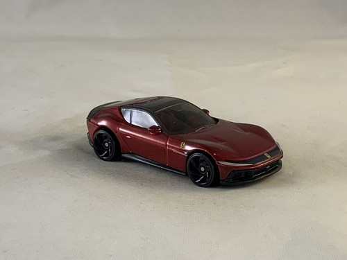 Hot wheels ferrari 12cilindri - hot,