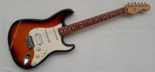 FENDER Stratocaster E-Guitar