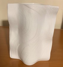 Vasetto in porcellana biscuit bianca Rosenthal vintage studio linie Germany