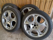 Set nuovo gomme/cerchi