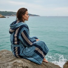 Accappatoio UNISEX in spugna con Cappuccio Trussardi Rows blue