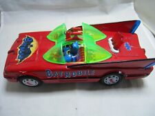 BATMOBILE TIN  RED  LATTA   A BATTERIA CIEN GE TAIWAN
