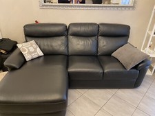 divano Chateau D’ax In Pelle tre posti con chaise longue