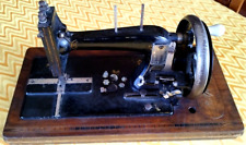ANTICA MACCHINA PER CUCIRE DA ANTIQUARIATO COLLEZIONE FUNZIONANTE