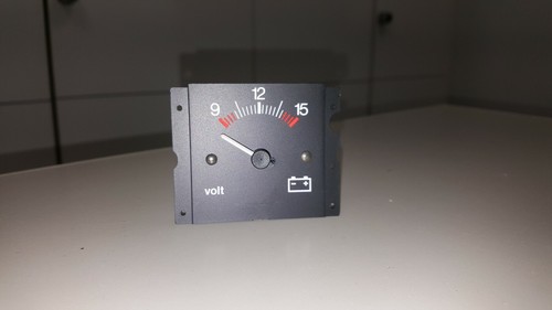 Voltmetro quadro strumenti