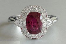 Anello di fidanzamento rubino