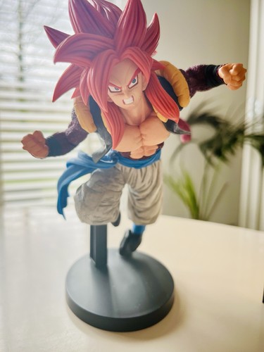 Dragon ball scultures - dragon,