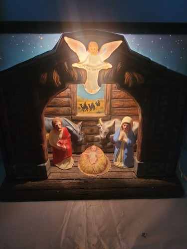 Presepe musicale illuminato