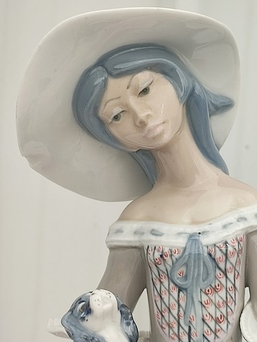 Figura ragazza porcellana - figura,