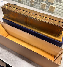 Modelli in scala #950 50' Express Reefer ottone "O"