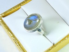 Anello ovale in labradorite