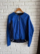 Giacca ciclismo uomo isolata