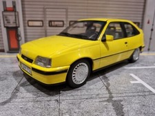 Modellino auto Norev Opel Kadett E GSI 1987 giallo 1:18 limited 1/500