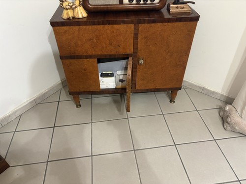 Mobile bar con giradischi - con,