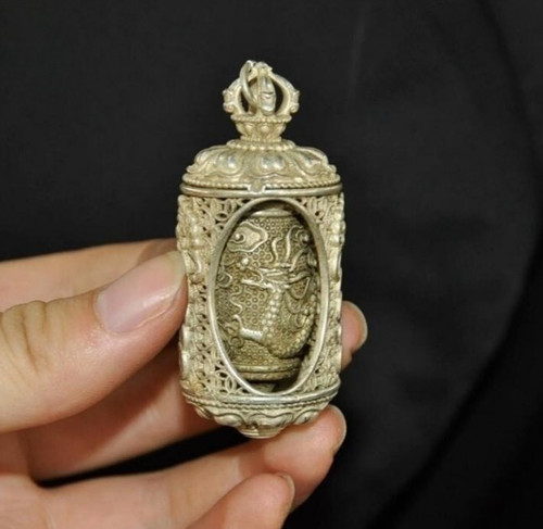Statua pendente ruota
