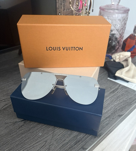 Louis vuitton ash aviator - lv,