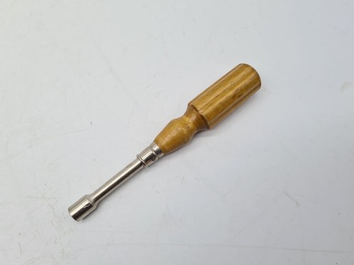 Valve adjustment wrench - 8, mm