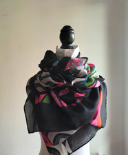 New moulticoloured scarf stole