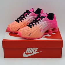 IH2343-600 Nike Shox R4 Hyper