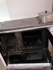 Cucinare Stufa a Legna con Forno Combustibile Solido 12.1 Kw Riscaldamento Prity