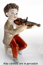 Statuina bambino musicista statuetta bimbo violinista in Porcellana Capodimonte