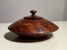 Scatola In  Thuya  Realizzato In Un  Pezzo Unico . Tabacchiera o Altro.