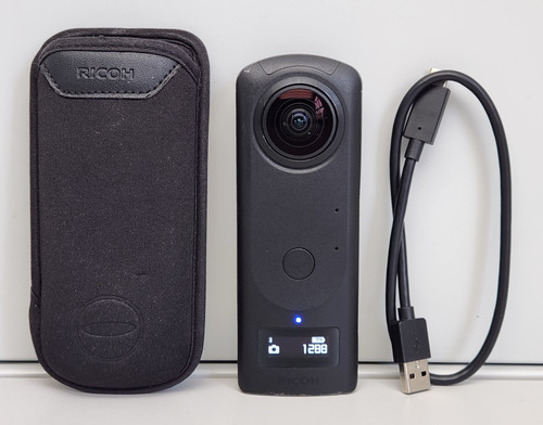 Ricoh theta r02020 gb 23 - ricoh,