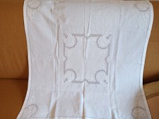 tovaglietta ricamata