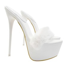 Sexy sandali bianchi cubista