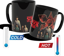 Stranger Things Tazza in Ceramica - 320 Ml - Design Heat Team - Nero