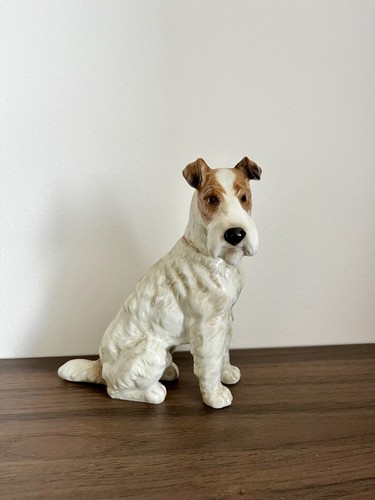 Raro porcelain dog - raro!,