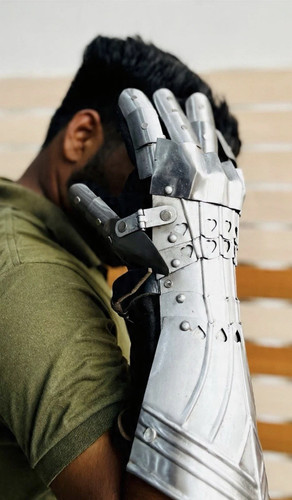 Knight gauntlets medieval - knight,
