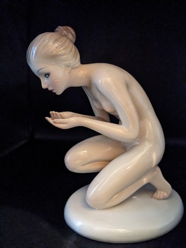 Grande statuina porcellana