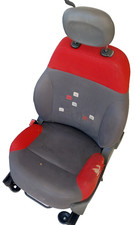 sedile anteriore sinistro