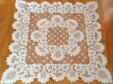 Tovaglia copritavolo in pizzo