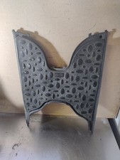 poggiapiedi con tappetino