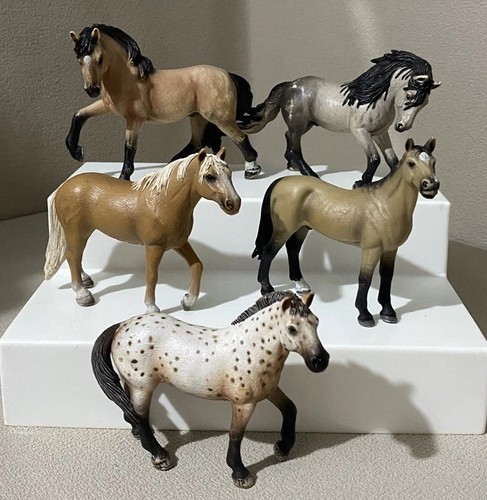 Schleich figure di - schleich,
