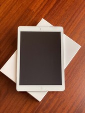 Apple iPad Air 128 GB - WiFi (A1474)