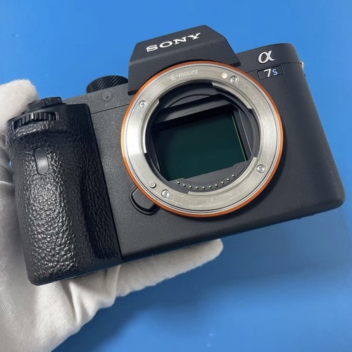 Nuova fotocamera digitale - nuova,
